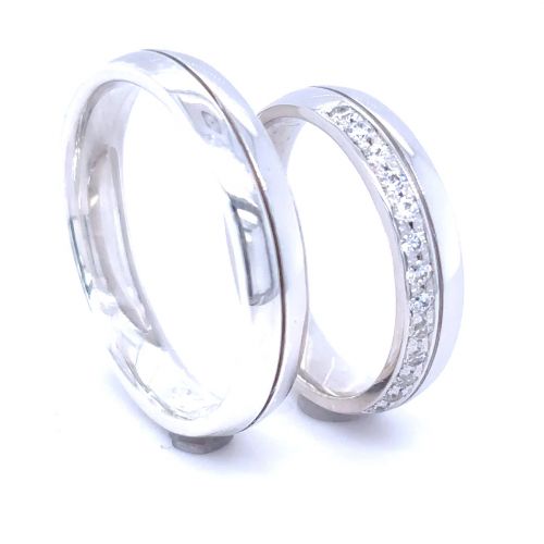 Snubní prsteny s diamanty