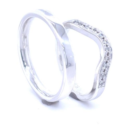 Snubní prsteny s diamanty