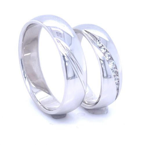 Snubní prsteny s diamanty